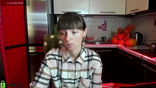 Snapshot of TayanaJons chatting on 10/03/25, 06:59 TayanaJons online show from 10/03/25, 06:59