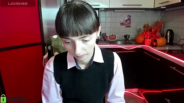 Snapshot of TayanaJons chatting on 11/13/25, 07:56 TayanaJons online show from 11/13/25, 07:56