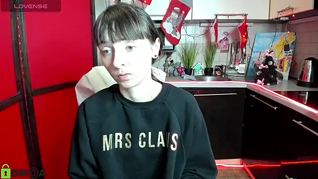 Snapshot of TayanaJons chatting on 12/14/25, 07:58 TayanaJons online show from 12/14/25, 07:58