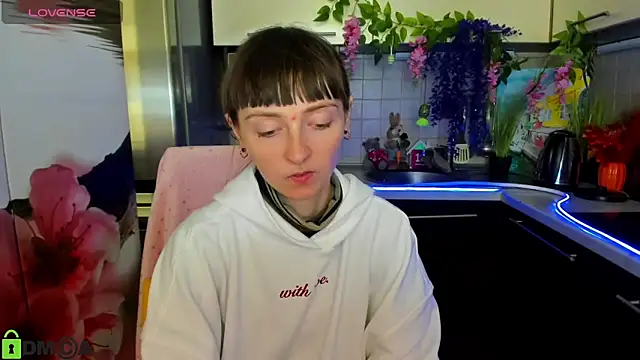 TayanaJons online show from 04/10/26, 07:59