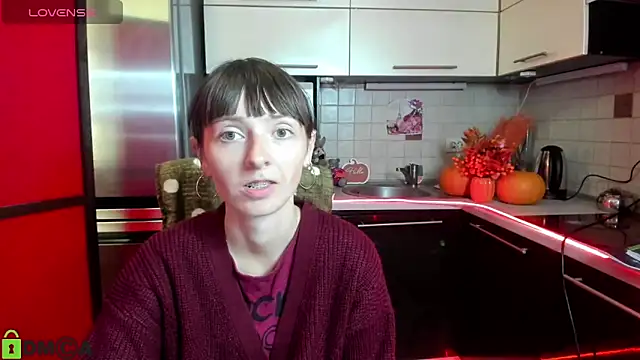 Snapshot of TayanaJons chatting on 09/30/25, 07:03 TayanaJons online show from 09/30/25, 07:03