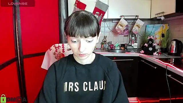 Snapshot of TayanaJons chatting on 12/18/25, 07:57 TayanaJons online show from 12/18/25, 07:57