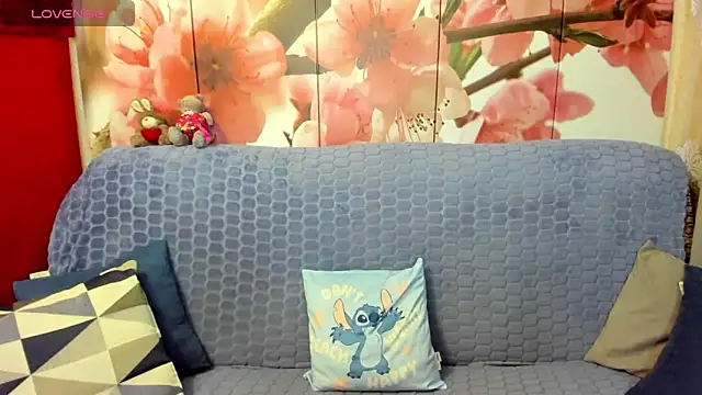 TayanaJons online show from 05/13/26, 07:15
