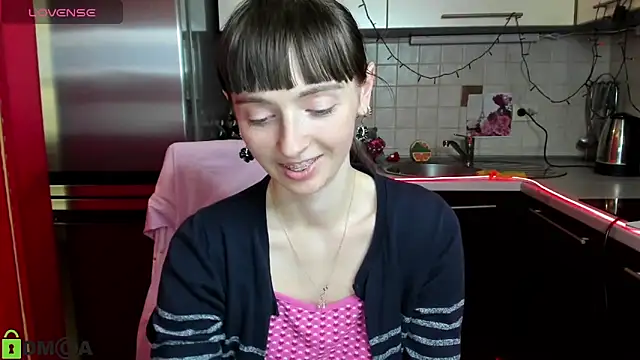 Snapshot of TayanaJons chatting on 03/13/25, 10:57 TayanaJons online show from 03/13/25, 10:57