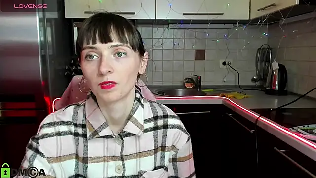 Snapshot of TayanaJons chatting on 03/21/25, 07:44 TayanaJons online show from 03/21/25, 07:44