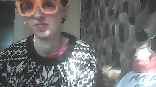 Snapshot of TayanaJons chatting on 10/31/25, 08:11 TayanaJons online show from 10/31/25, 08:11