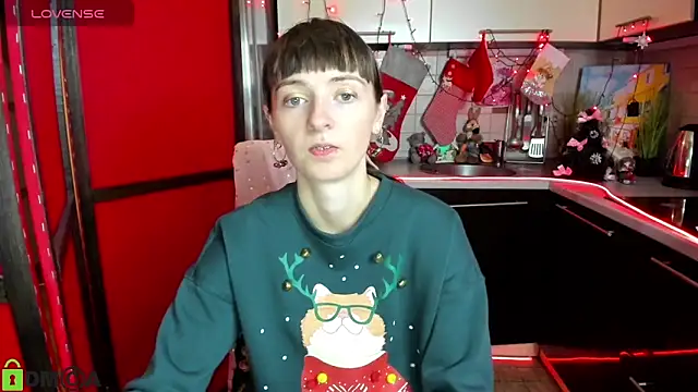 TayanaJons online show from 12/19/25, 08:06