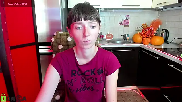 Snapshot of TayanaJons chatting on 09/21/25, 07:13 TayanaJons online show from 09/21/25, 07:13