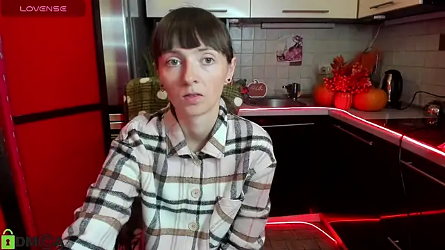 Snapshot of TayanaJons chatting on 10/06/25, 06:58 TayanaJons online show from 10/06/25, 06:58