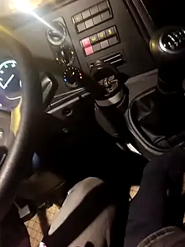 Freezing Duck online show from 12/02/25, 03:58