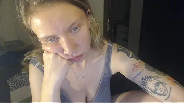 amanda kiss kiss online show from 09/14/25, 09:04