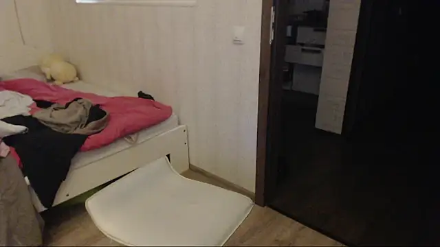 amanda kiss kiss online show from 11/08/25, 06:55