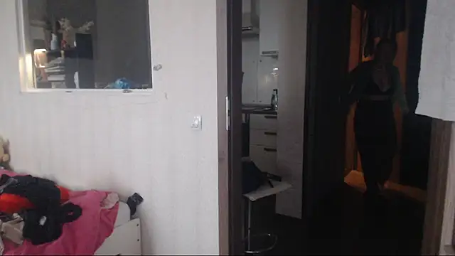 amanda kiss kiss online show from 11/28/25, 11:43