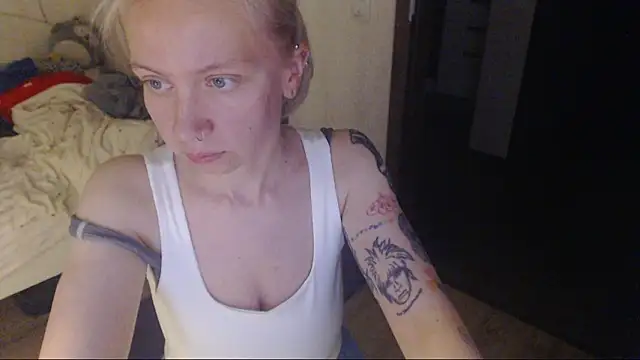 Snapshot of amanda_kiss_kiss chatting on 04/20/26, 06:31 amanda kiss kiss online show from 04/20/26, 06:31