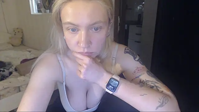 amanda kiss kiss online show from 03/07/26, 04:56