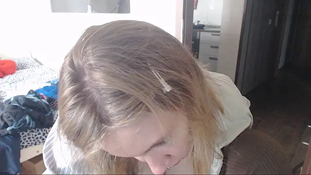 amanda kiss kiss online show from 02/01/25, 11:42