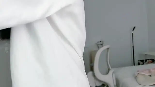 Snapshot of Judy520 chatting on 11/13/25, 01:42 Judy520 online show from 11/13/25, 01:42