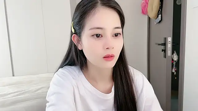 Snapshot of Judy520 chatting on 11/09/25, 12:25 Judy520 online show from 11/09/25, 12:25