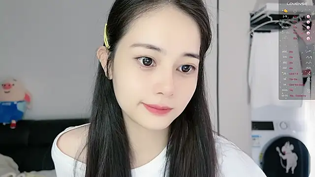 Snapshot of Judy520 chatting on 12/16/25, 02:05 Judy520 online show from 12/16/25, 02:05