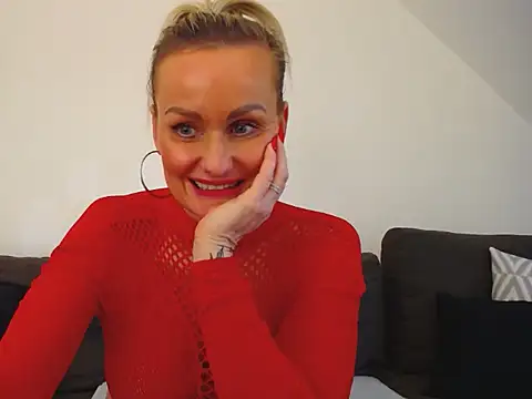 Daryyna online show from 11/07/25, 12:53