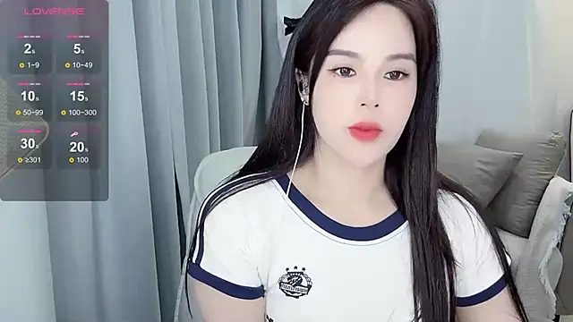 Snapshot of hknana chatting on 03/04/25, 12:01 hknana online show from 03/04/25, 12:01
