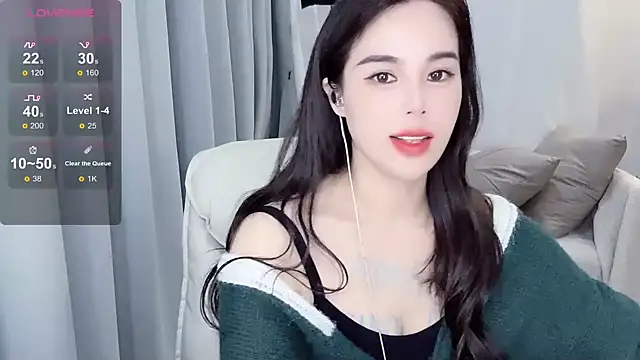 Snapshot of hknana chatting on 02/15/25, 02:22 hknana online show from 02/15/25, 02:22