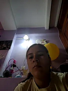 selena gomez2 online show from 10/24/25, 01:54