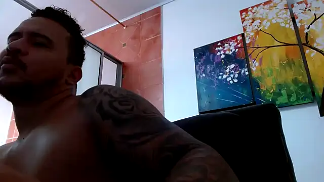 christian colombian1 online show from 12/24/24, 03:16