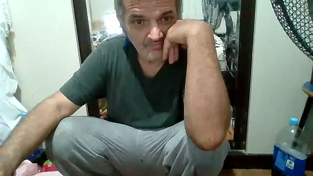 asira39 online show from 09/17/25, 05:37