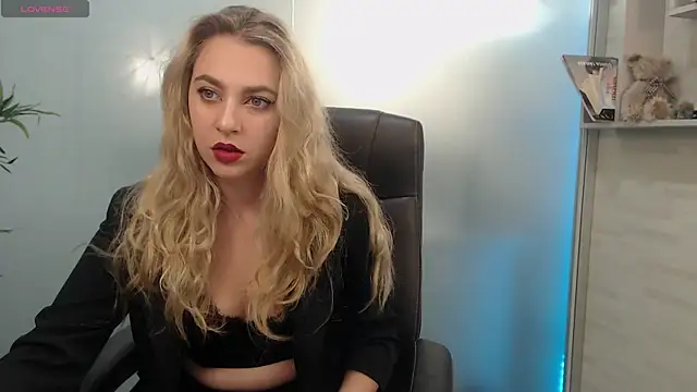 AvaBlue  online show from 03/01/25, 04:04