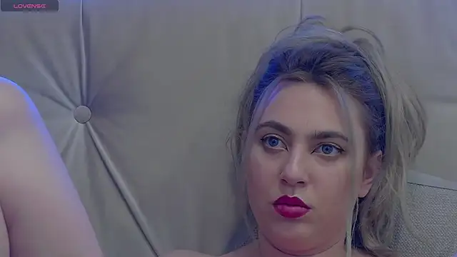 AvaBlue  online show from 02/09/25, 11:04