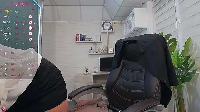 AvaBlue  online show from 03/03/25, 04:10