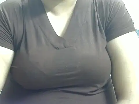Snapshot of Mohini_44 chatting on 07/02/26, 07:25 Mohini 44 online show from 07/02/26, 07:25