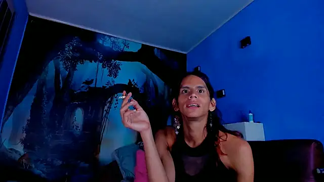 Snapshot of alessa_brown74 chatting on 04/18/26, 12:02 alessa brown74 online show from 04/18/26, 12:02