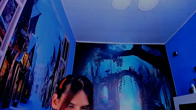 Snapshot of alessa_brown74 chatting on 06/20/26, 10:37 alessa brown74 online show from 06/20/26, 10:37