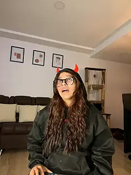 crystal bunny7 online show from 02/10/25, 02:19