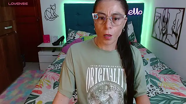 antonella sweet33 online show from 10/12/25, 09:27