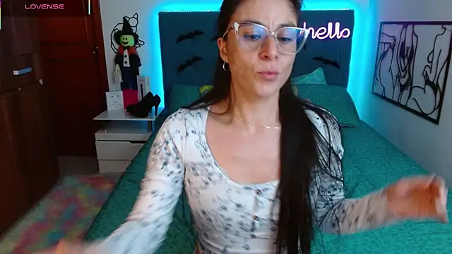 antonella sweet33 online show from 10/24/25, 10:20