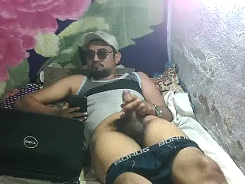 Rocobodymassager online show from 02/26/26, 07:30