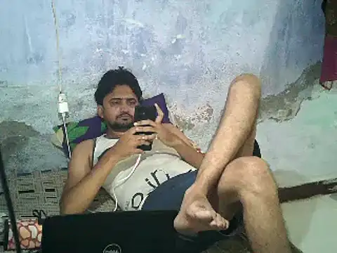 Snapshot of Rocobodymassager chatting on 06/02/26, 03:01 Rocobodymassager online show from 06/02/26, 03:01