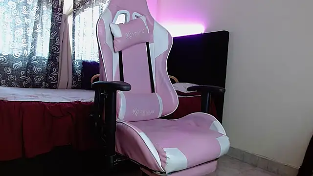 Dakota bumm online show from 10/02/25, 04:54