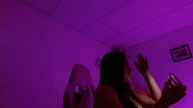 Dakota bumm online show from 11/17/25, 08:24