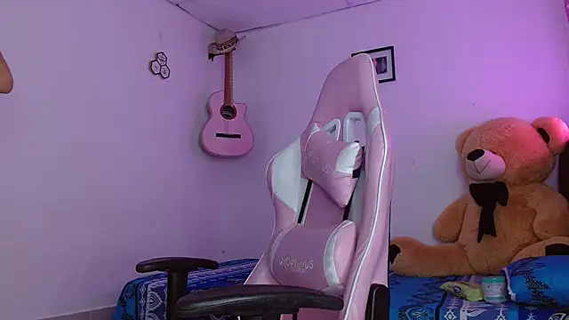 Dakota bumm online show from 11/23/25, 02:27