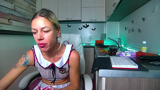 Skinny Nally online show from 12/03/25, 01:17