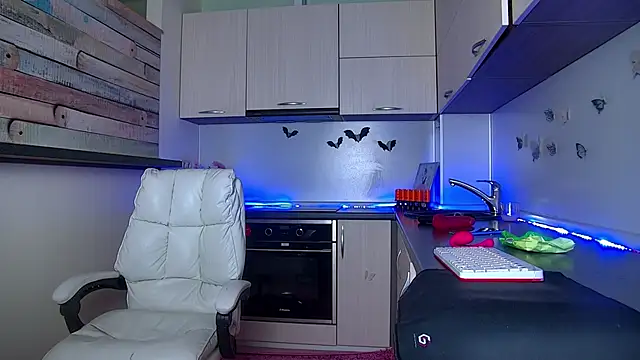 Skinny Nally online show from 11/27/25, 01:17