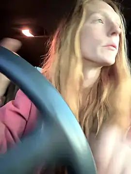 GoldenFlameGoddess online show from 12/14/25, 03:17