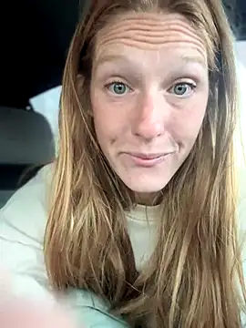 GoldenFlameGoddess online show from 10/05/25, 02:19