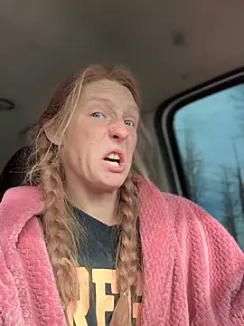 GoldenFlameGoddess online show from 02/07/26, 06:27