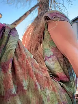 GoldenFlameGoddess online show from 09/26/25, 12:50