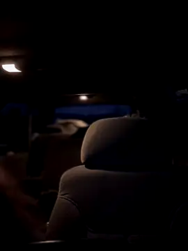 GoldenFlameGoddess online show from 12/15/25, 03:07